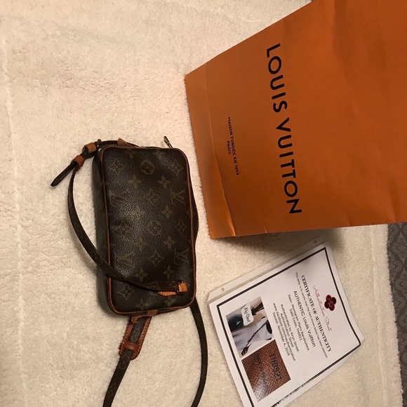 Louis Vuitton Handbags - Louis Vuitton Marly Crossbody in great condition!